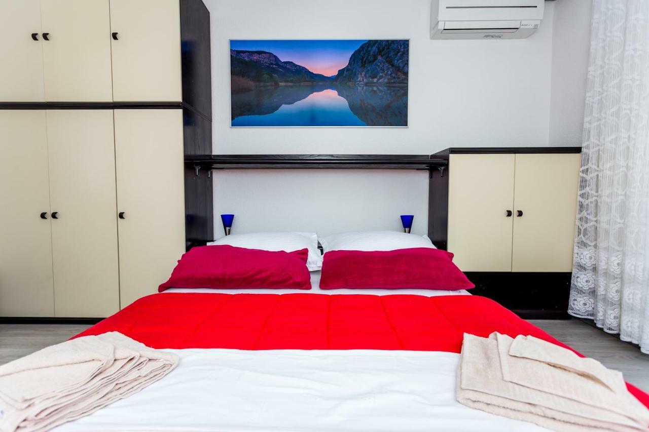 Apartments Iva Brstilo Omiš Zewnętrze zdjęcie